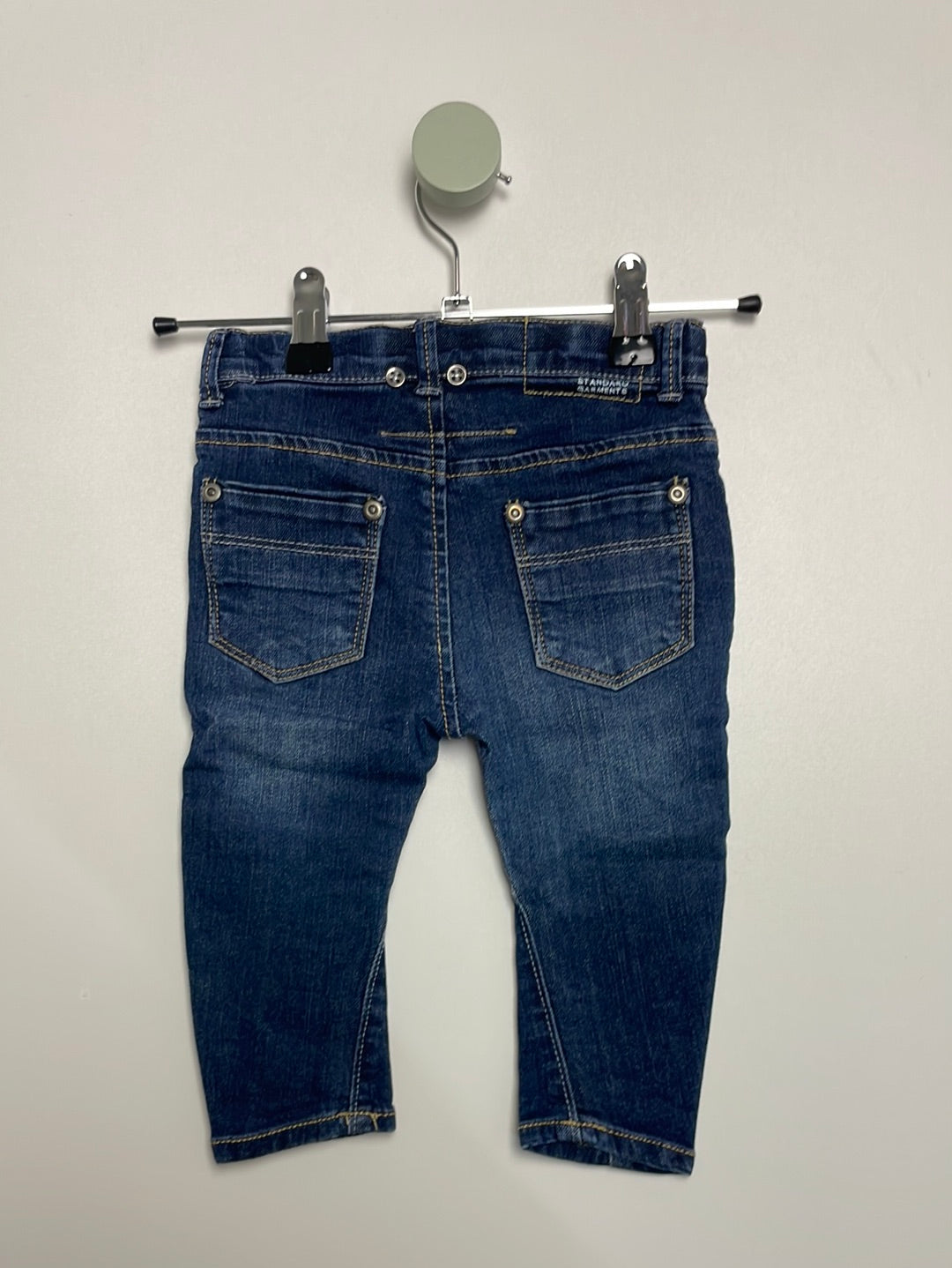 Jeans • 80 • zara