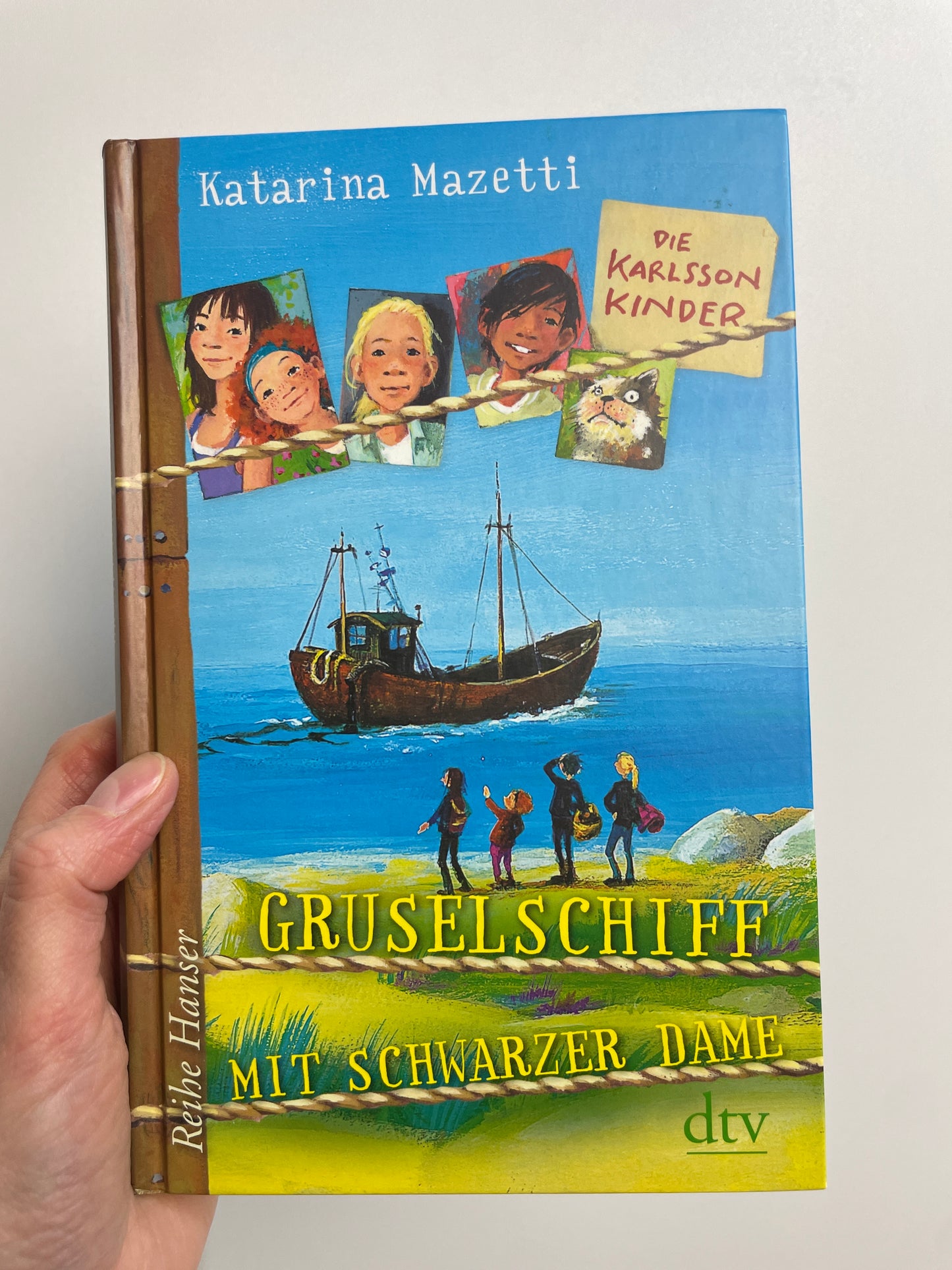 Die Karlsson Kinder • Gruselschiff mit schwarzer Dame • dtv