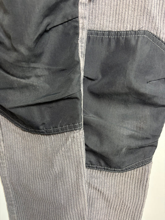 Cordhose mit Kniebesatz • 146 • jakoo