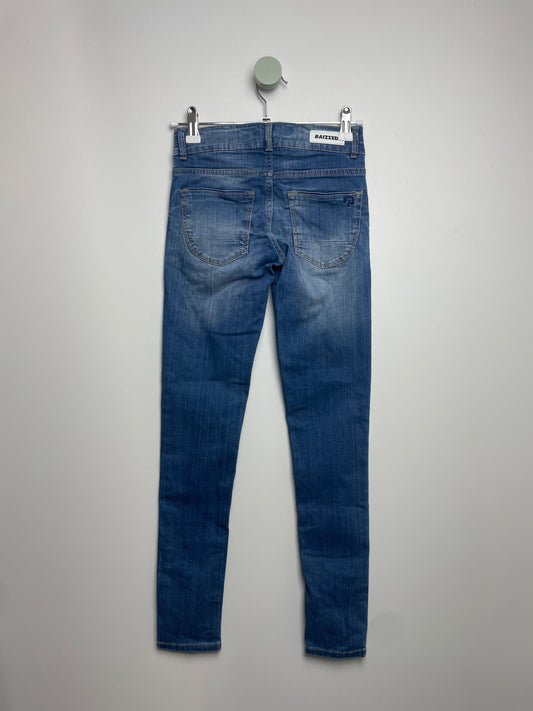 Slim Fit Jeans • 140 • raizzed