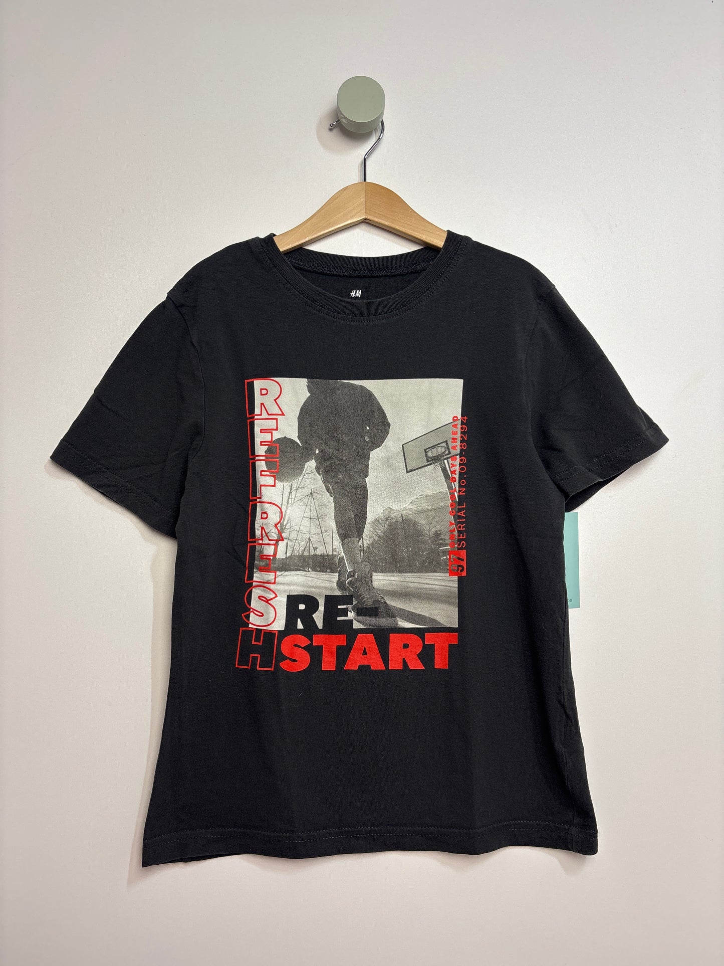 T-Shirt Basketball • 128 • h&m