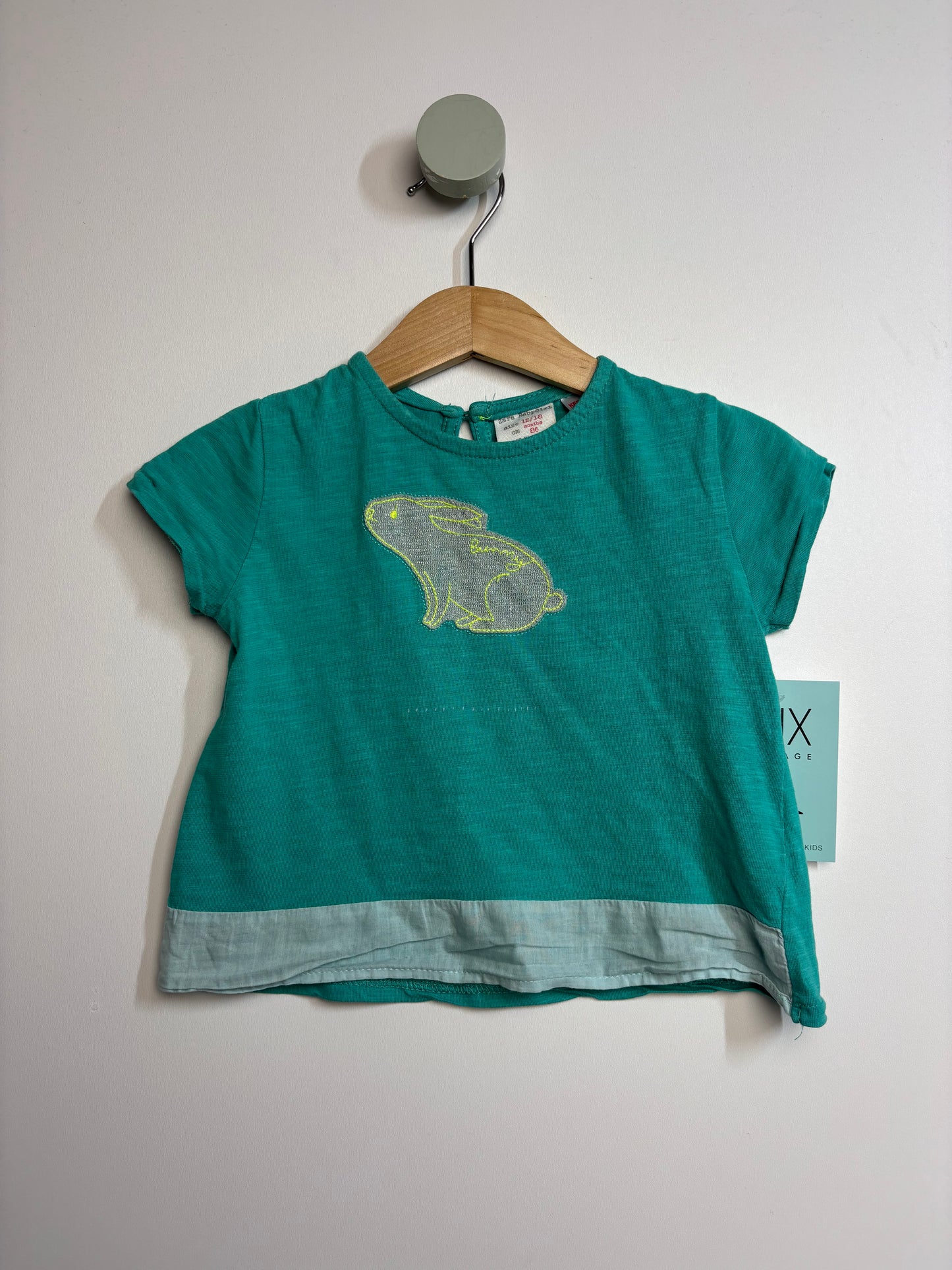 T-Shirt Hase • 74 • zara