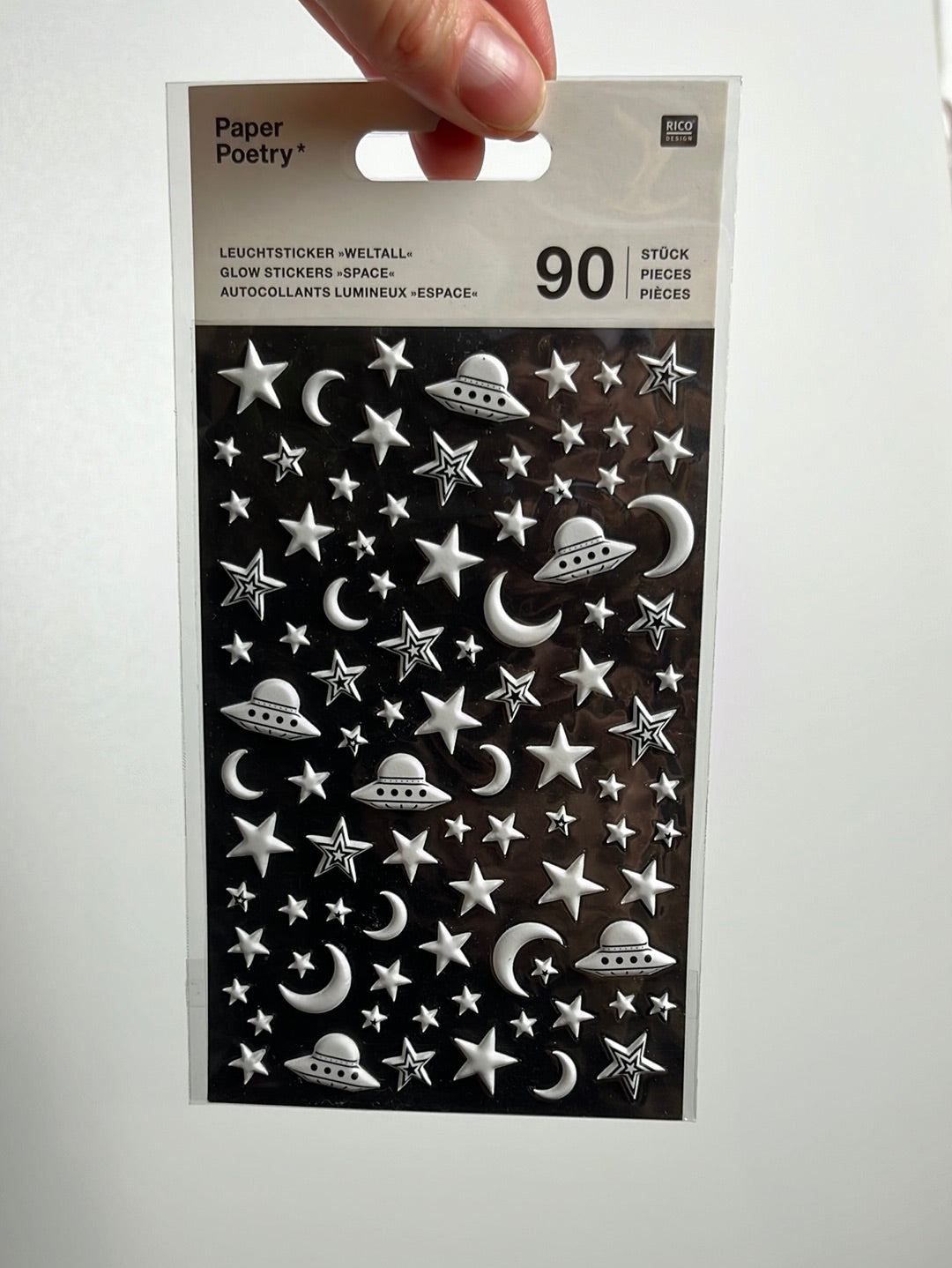 Paper Poetry Leuchtsticker Weltall