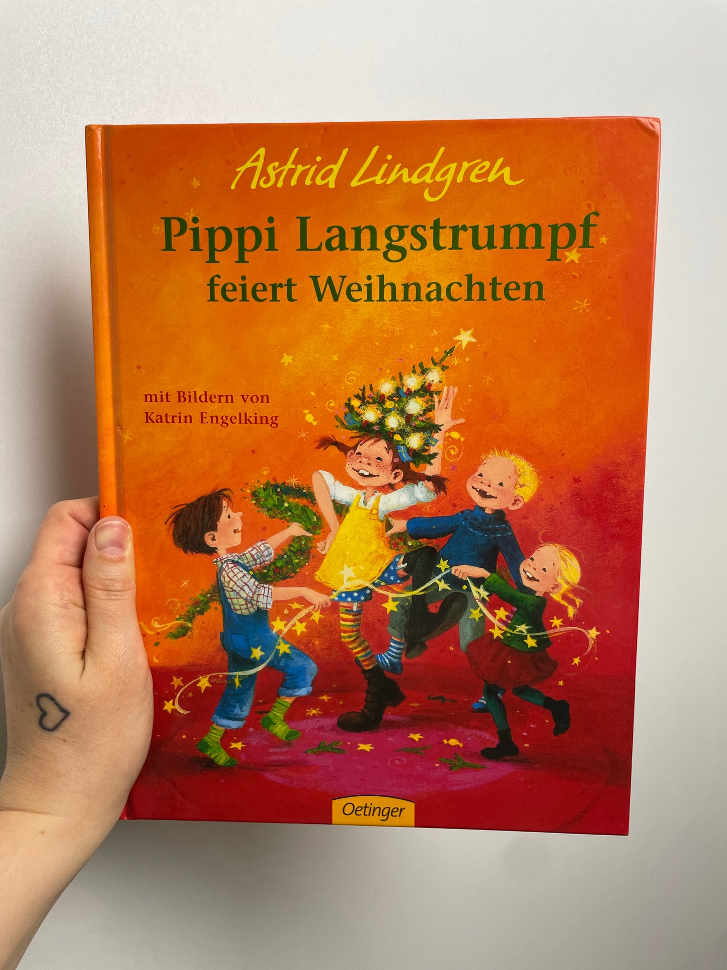 Pippi Langstrumpf feiert Weihnachten • oetinger