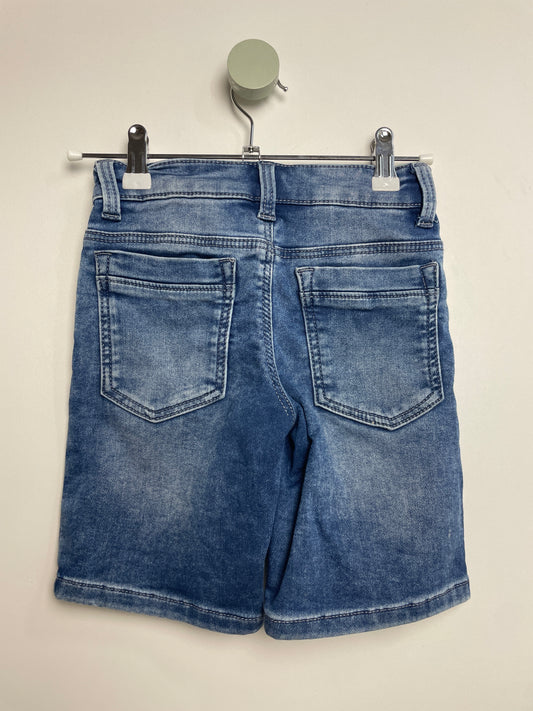 Jeans Shorts• 110 • c&a