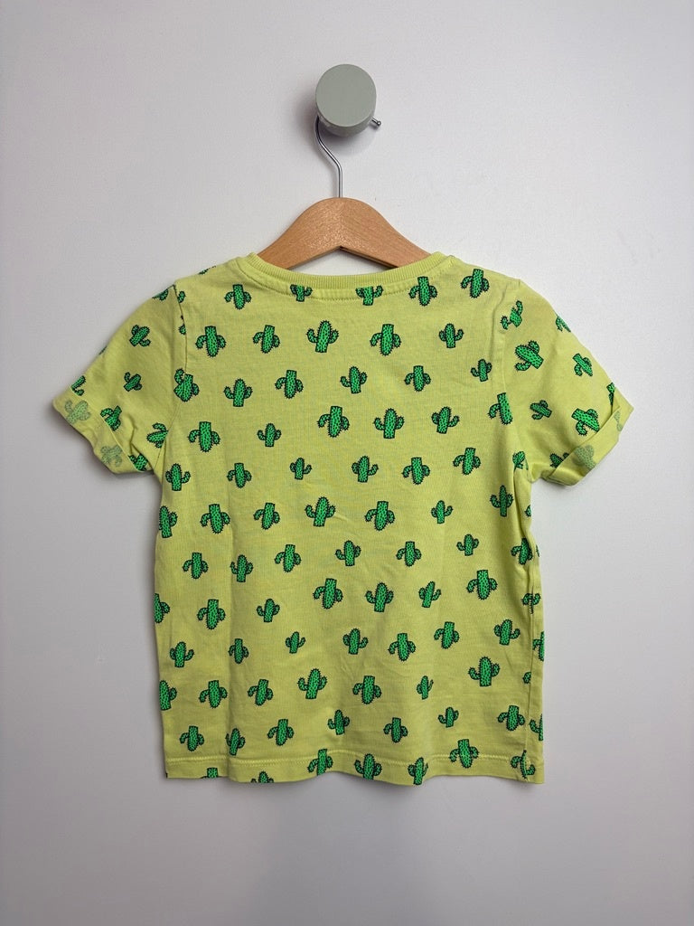 T-SHIRT • 98 • NAME IT