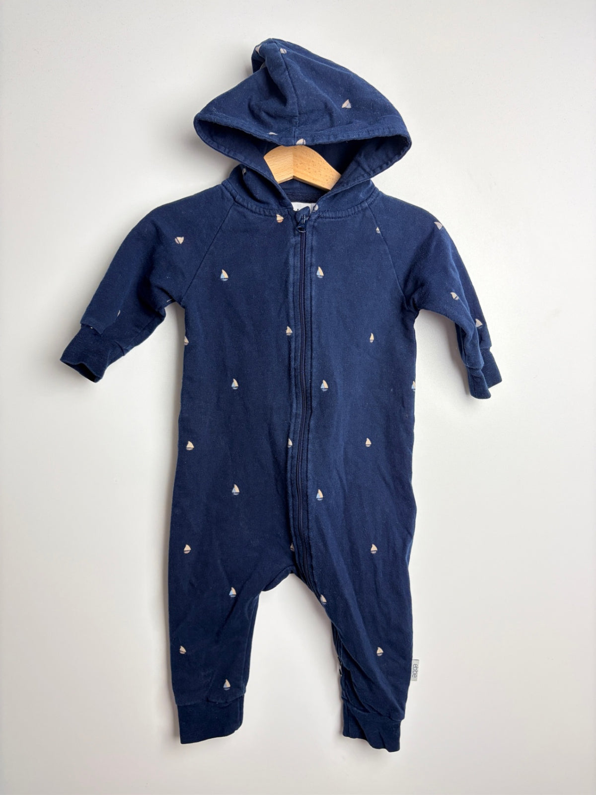 SWEATOVERALL BOOTE • 68 • EBBE