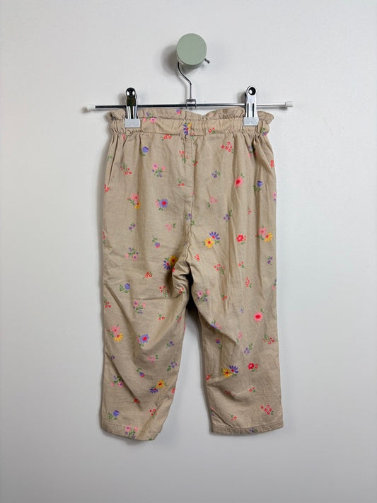BLÜMCHEN HOSE LEICHT GEFÜTTERT • 86 • H&M