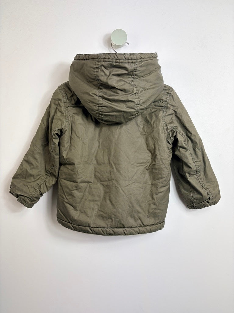 JACKE • 92 • H&M