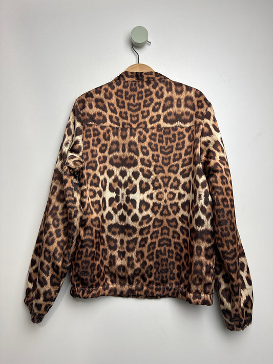 Leo Blouson• 134 • name it