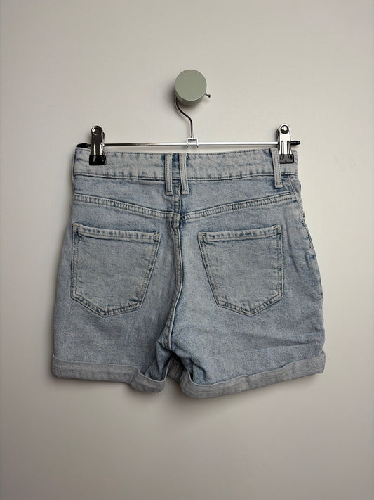 JEANSSHORTS • 134 • H&M