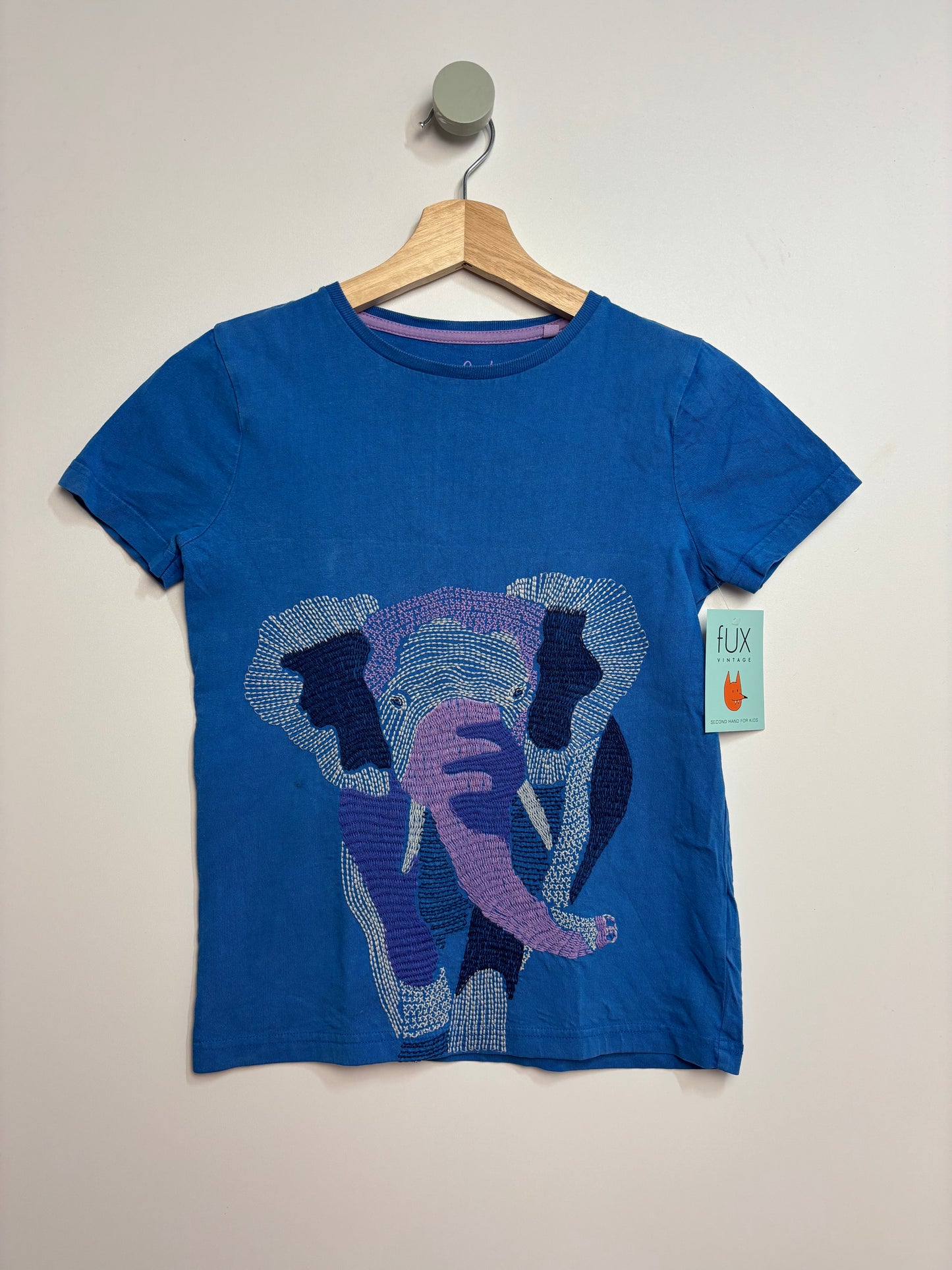 T-Shirt gestickter Elefant • 140 • mini boden