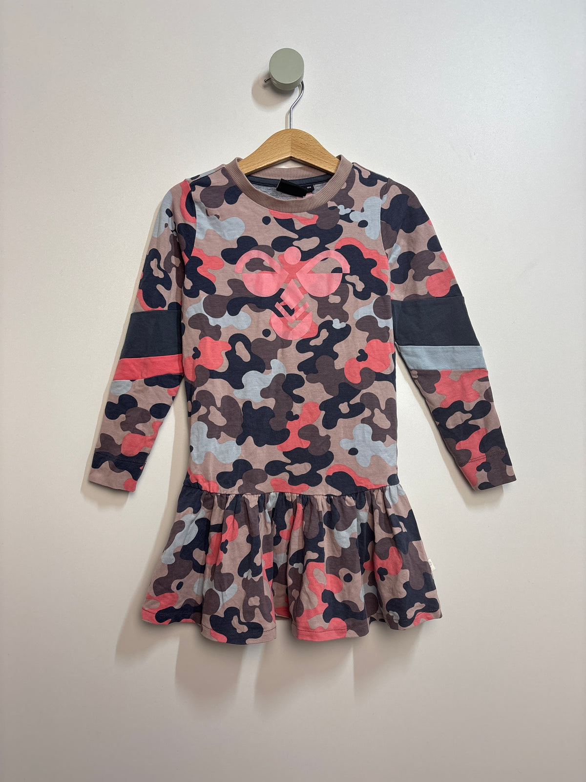 Jerseykleid • 104 • hummel