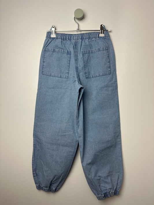 JEANS • 134 • C&A