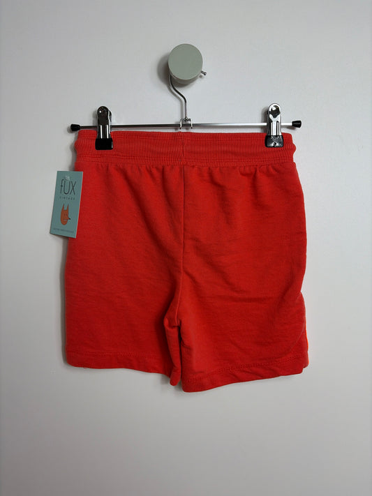 SWEATSHORTS • 104 • LEFTIES