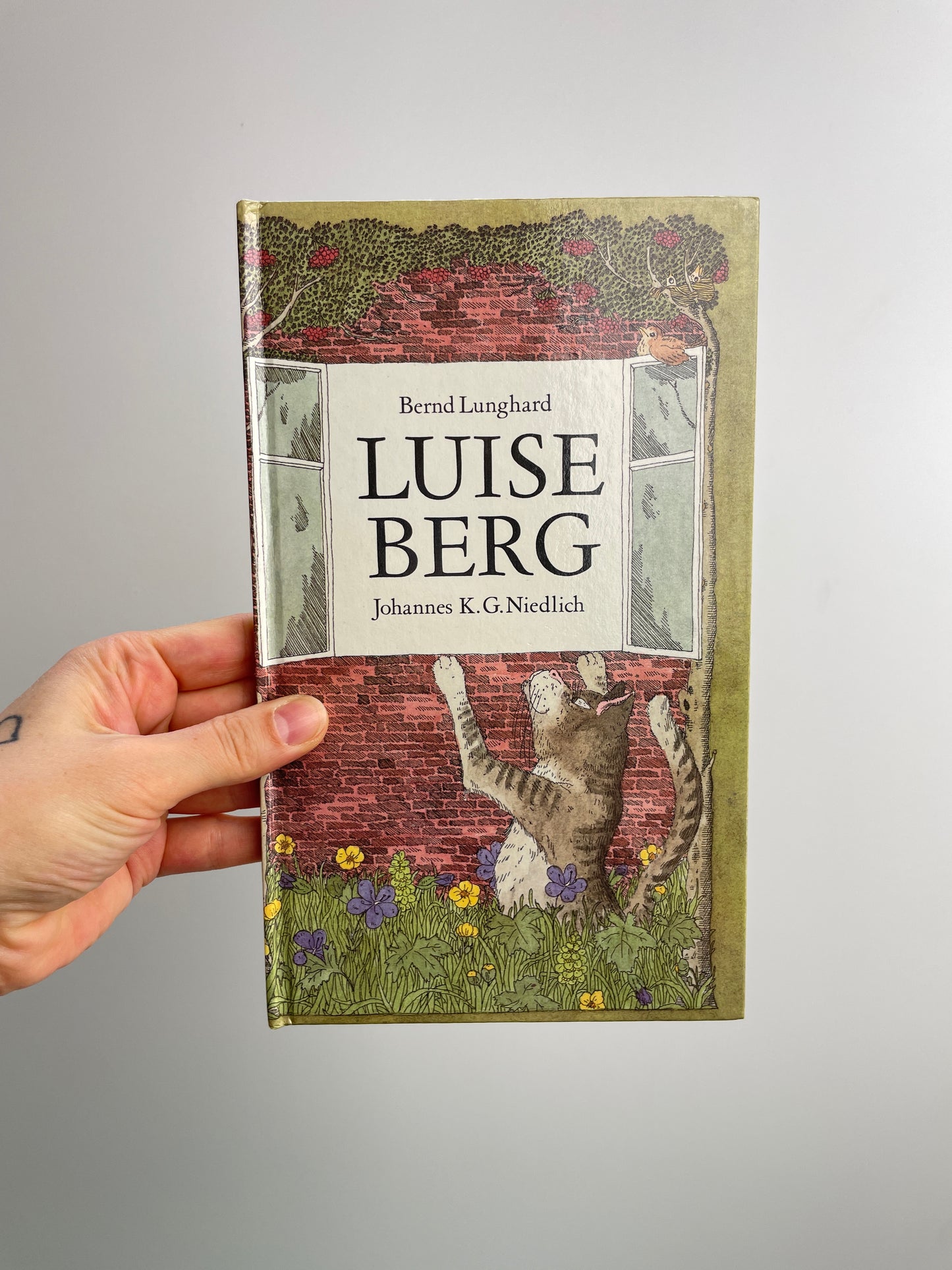 Luise Berg - -