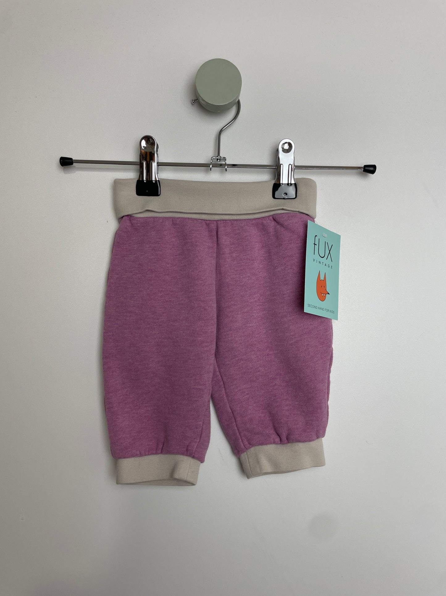 Sweat Hose • 62 • esprit