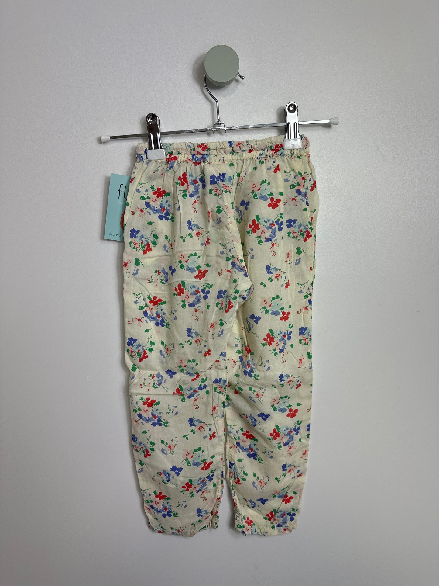 HOSE BLÜMCHEN • 104 • AMERICAN OUTFITTERS