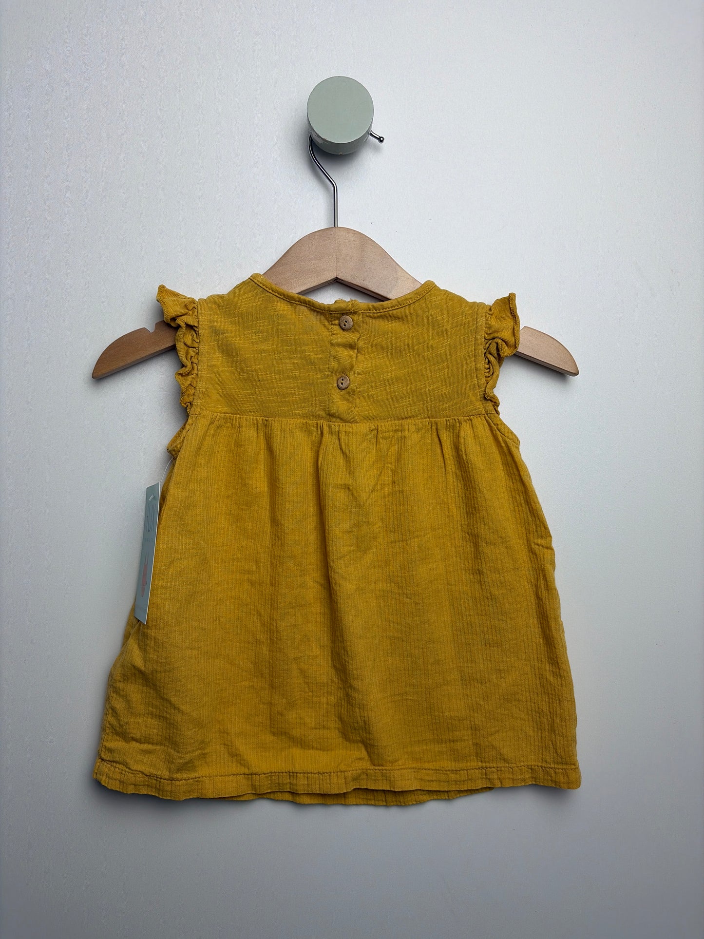 KLEID • 62 • PLAY UP