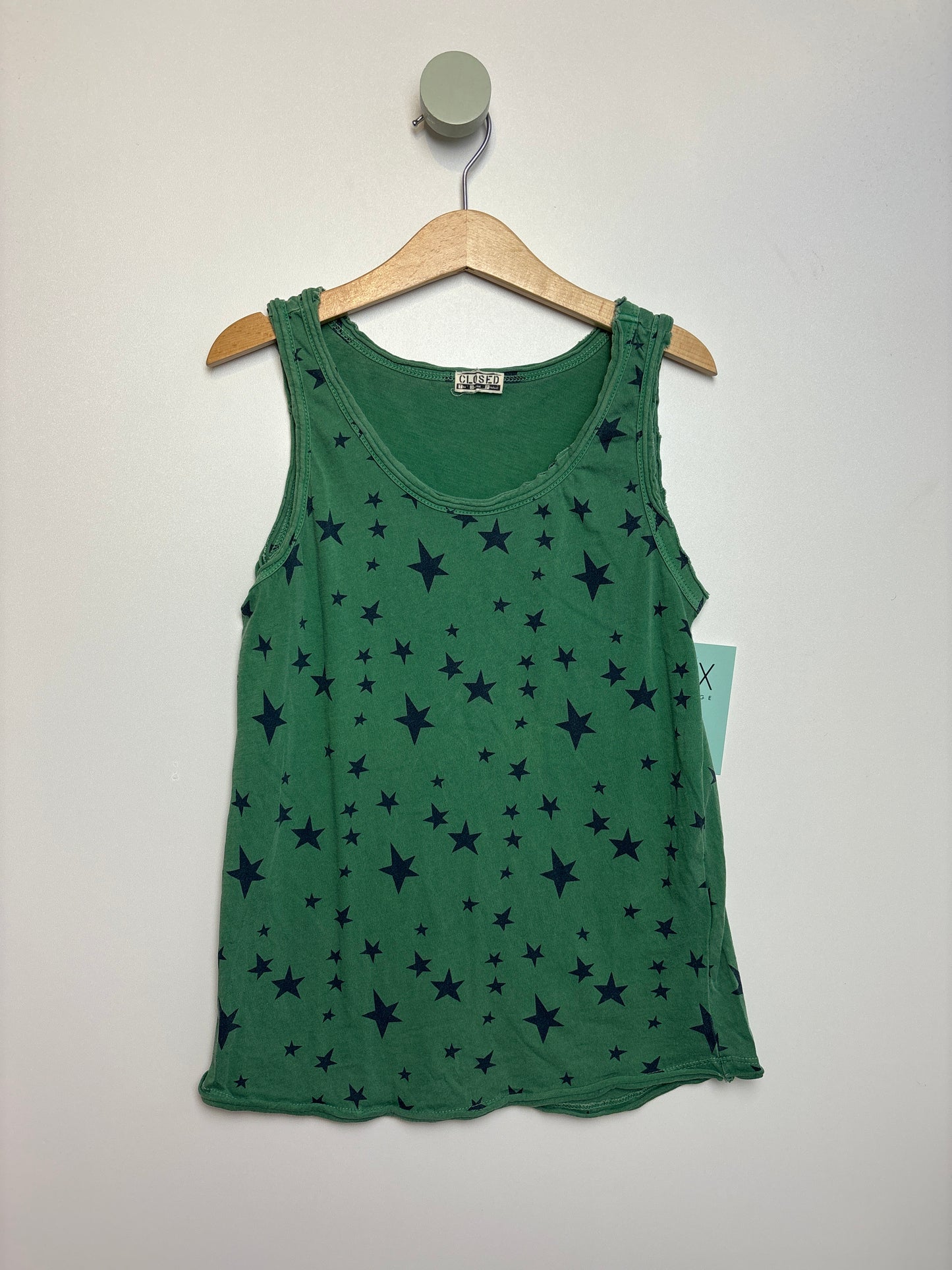 Tank Top Sterne • 140 • closed