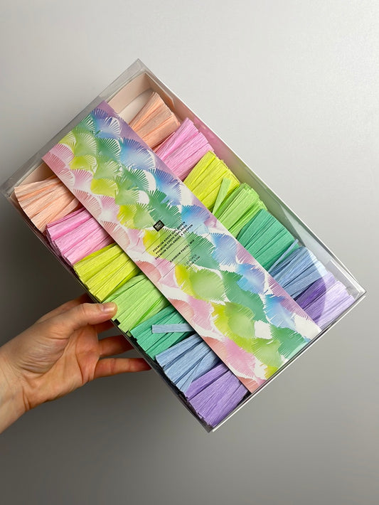 Krepp Girlanden • Regenbogen Pastell Mix