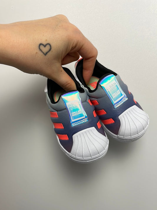 Sneaker • Schuh 20 • adidas