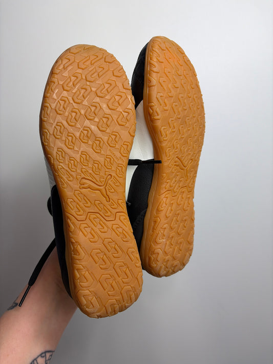 FUßBALLSCHUHE HALLE • Schuh 35,5 • PUMA