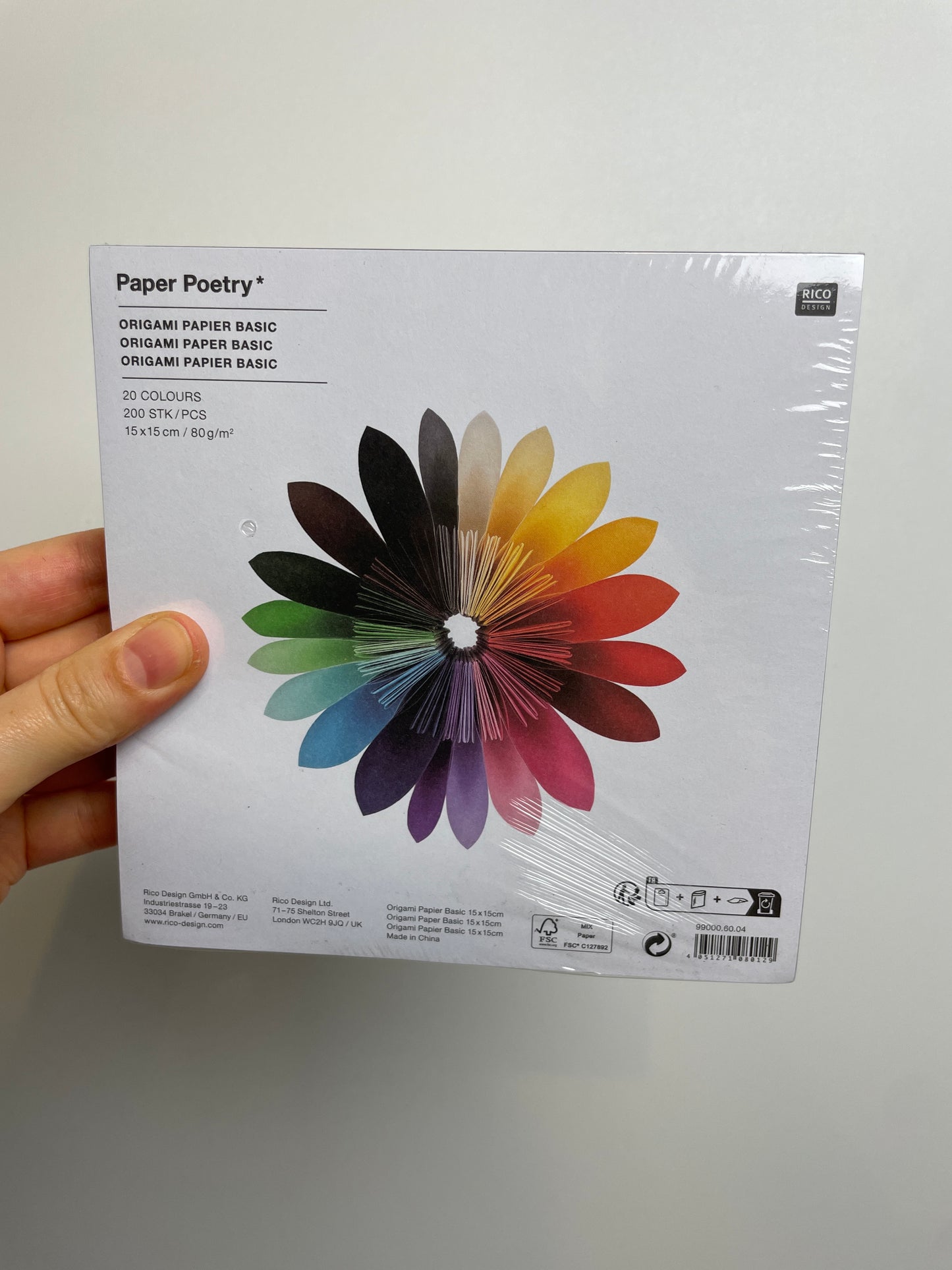 PAPER POETRY ORIGAMI BASIC • 15x15CM • 200 BLATT 20 FARBEN