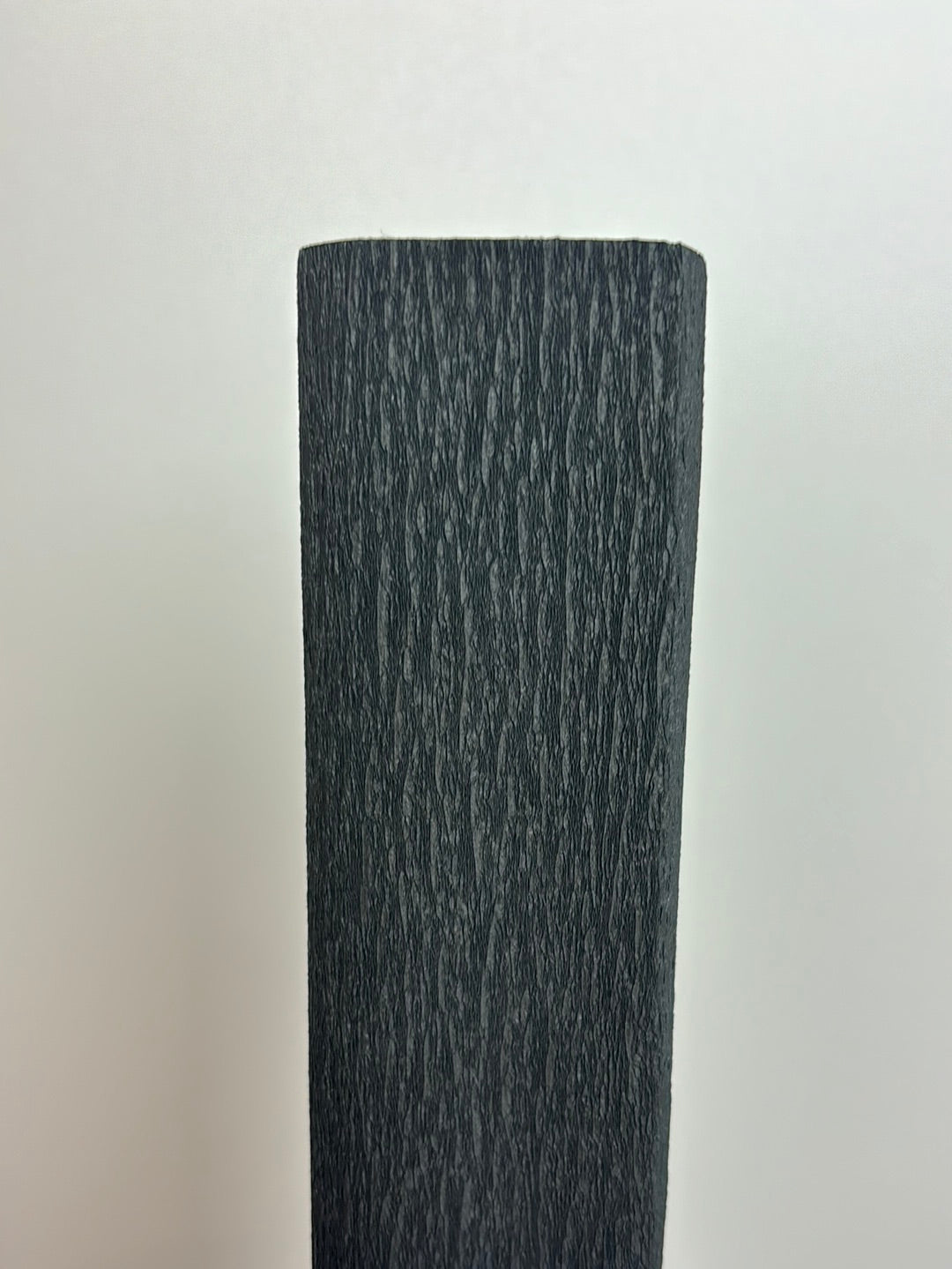 PAPER POETRY • KREPP-PAPIER • 50 x 250 CM