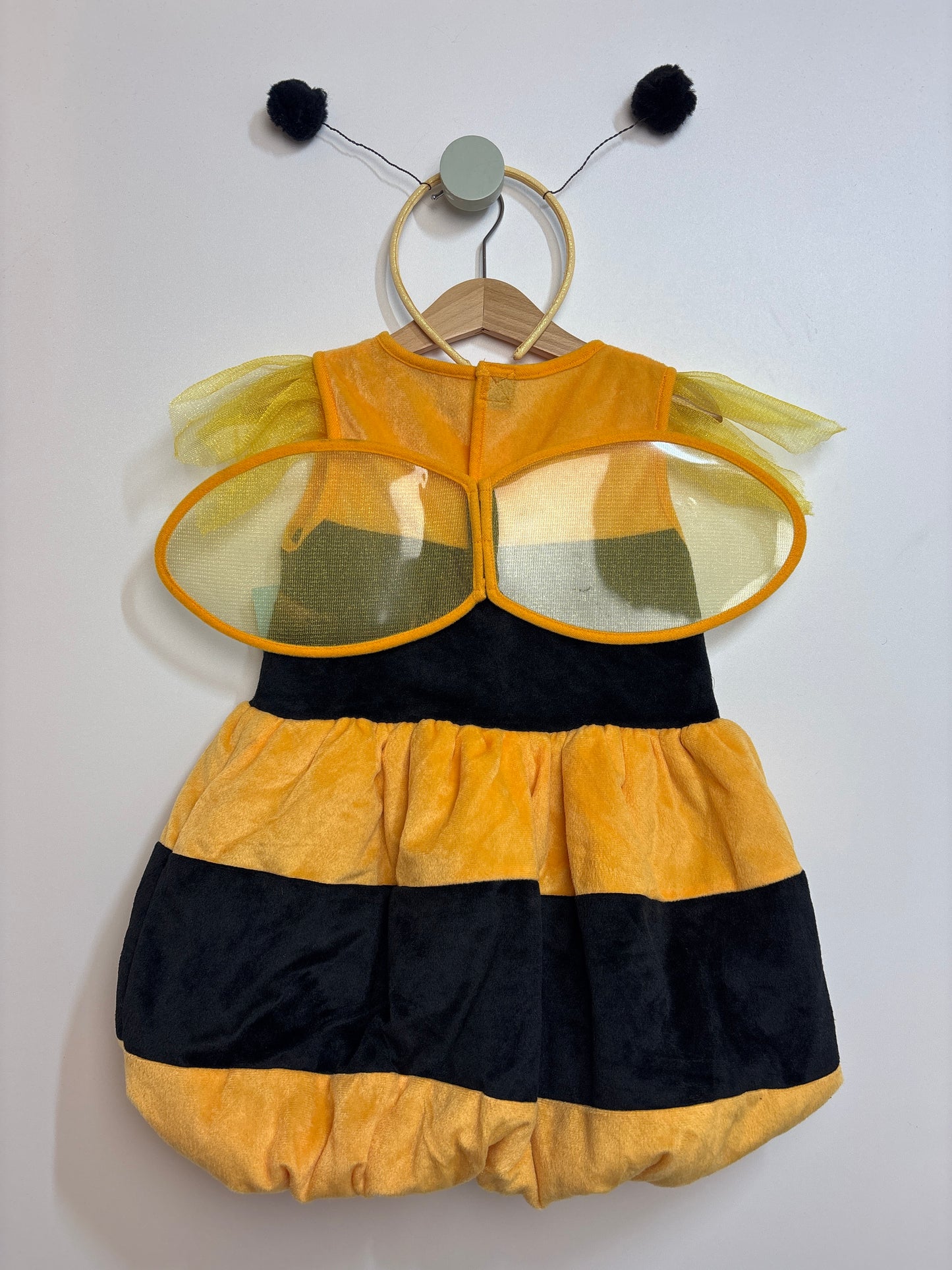 Hummelkostüm • 92