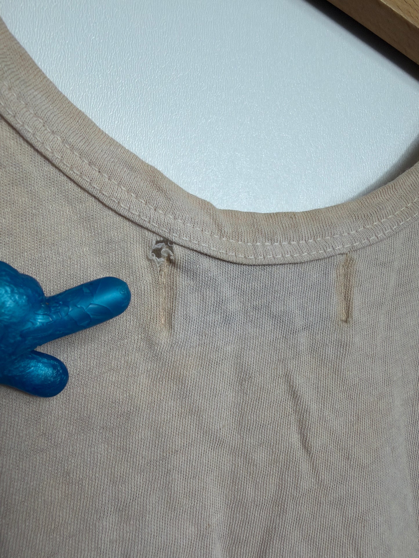 TANK TOP HUND • 98 • BOBO CHOSES