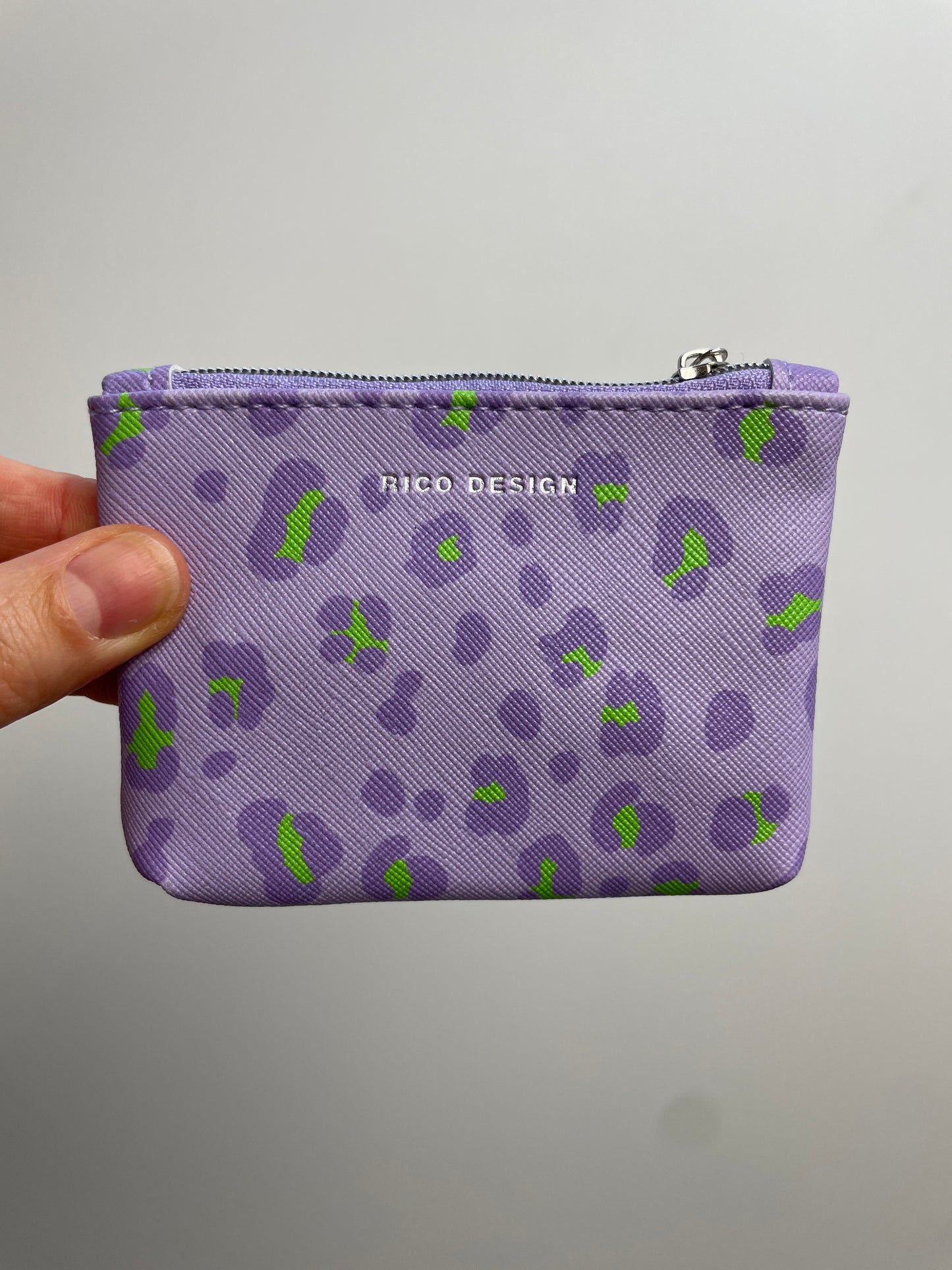 Etui Acid Leo • flieder-neongrün • 10,5x7,5cm