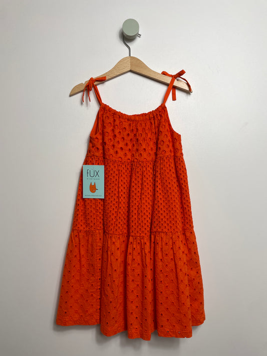 Kleid mit Lochmuster • 116 • country road