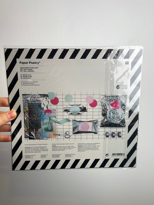 Paper Poetry • Geschenktüten Set, 6 Holographietüten und 6 Sticker