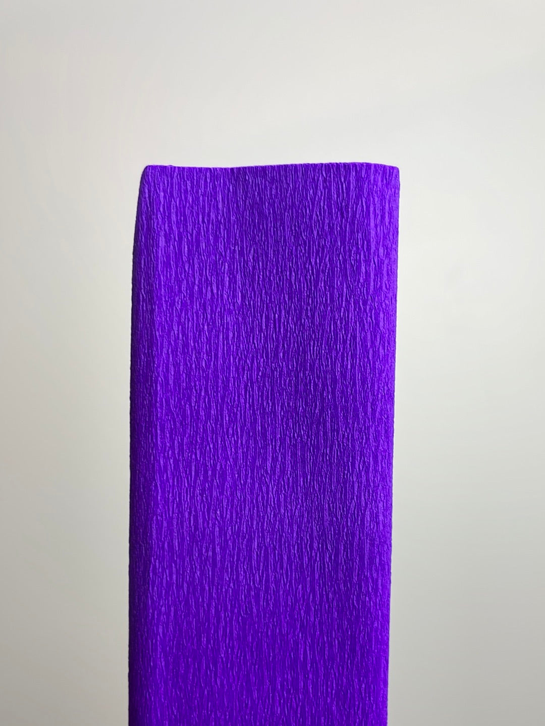 Paper Poetry • Krepp-Papier 50x250cm