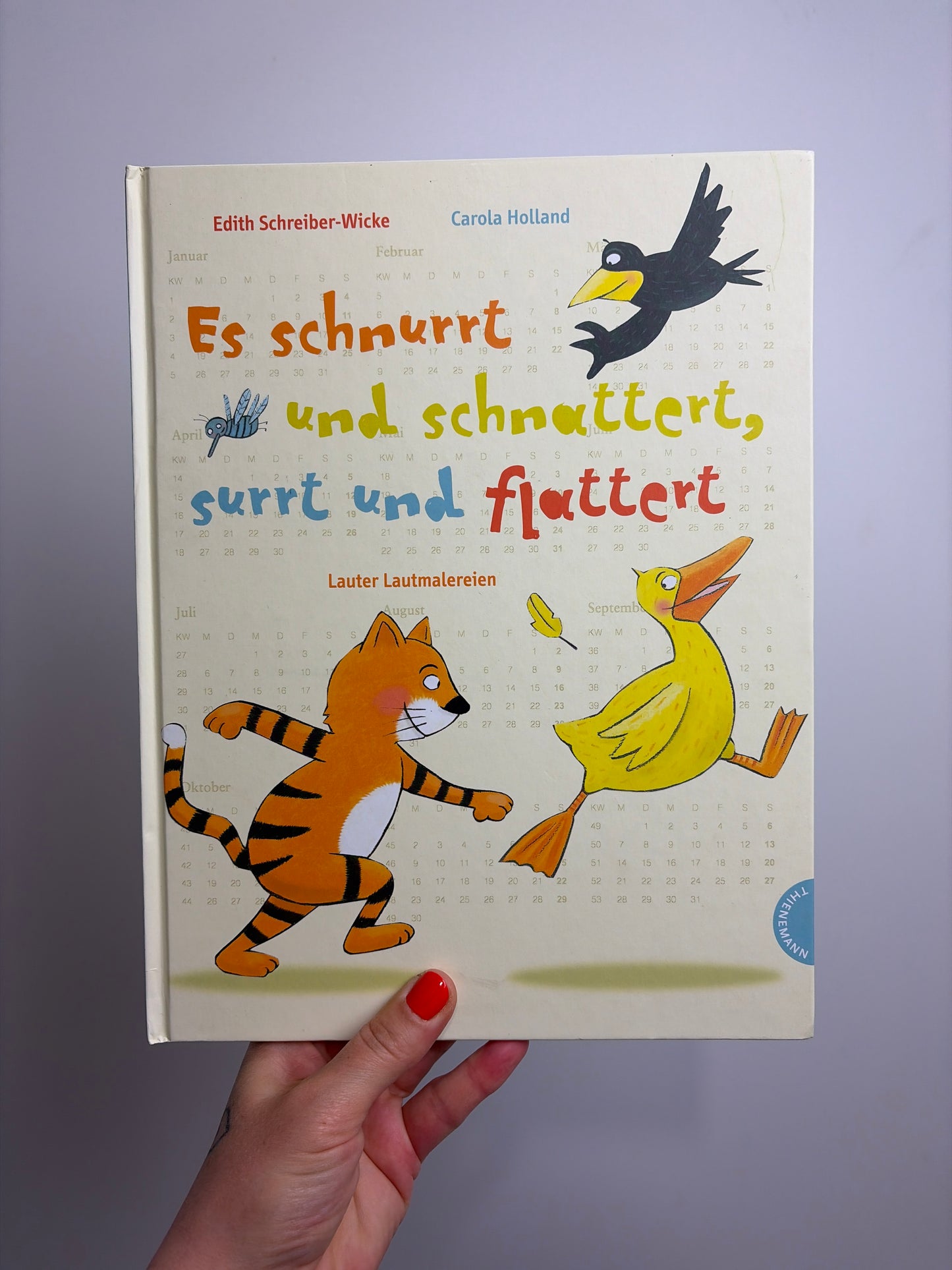 BUCH • ES SCHNURRT UND SCHNATTERT, SURRT UND FLATTERT• THIENEMANN