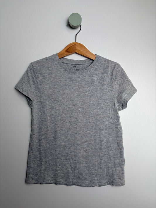 T-SHIRT • 122 • H&M