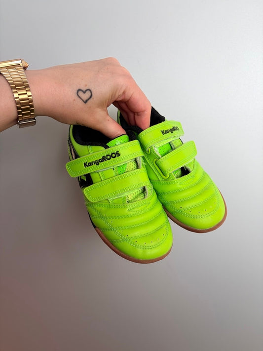 HALLEN FUßBALLSCHUHE • Schuh 30 • KANGAROOS