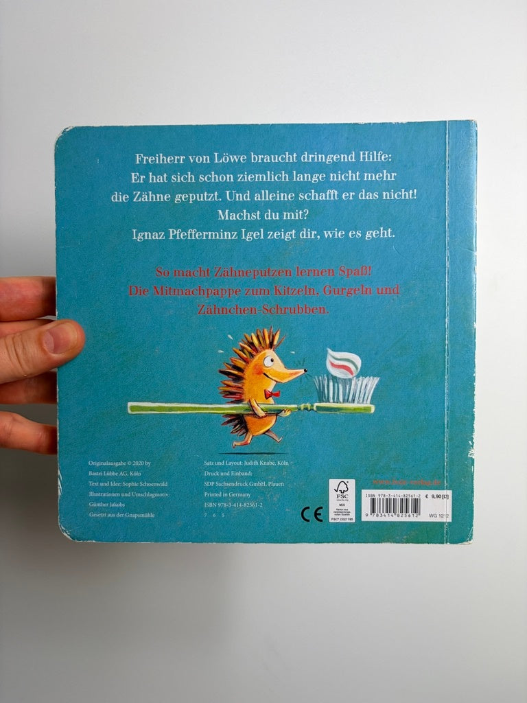PAPPBUCH • HILF DEM LÖWEN BEIM ZÄHNE PUTZEN! • BOJE