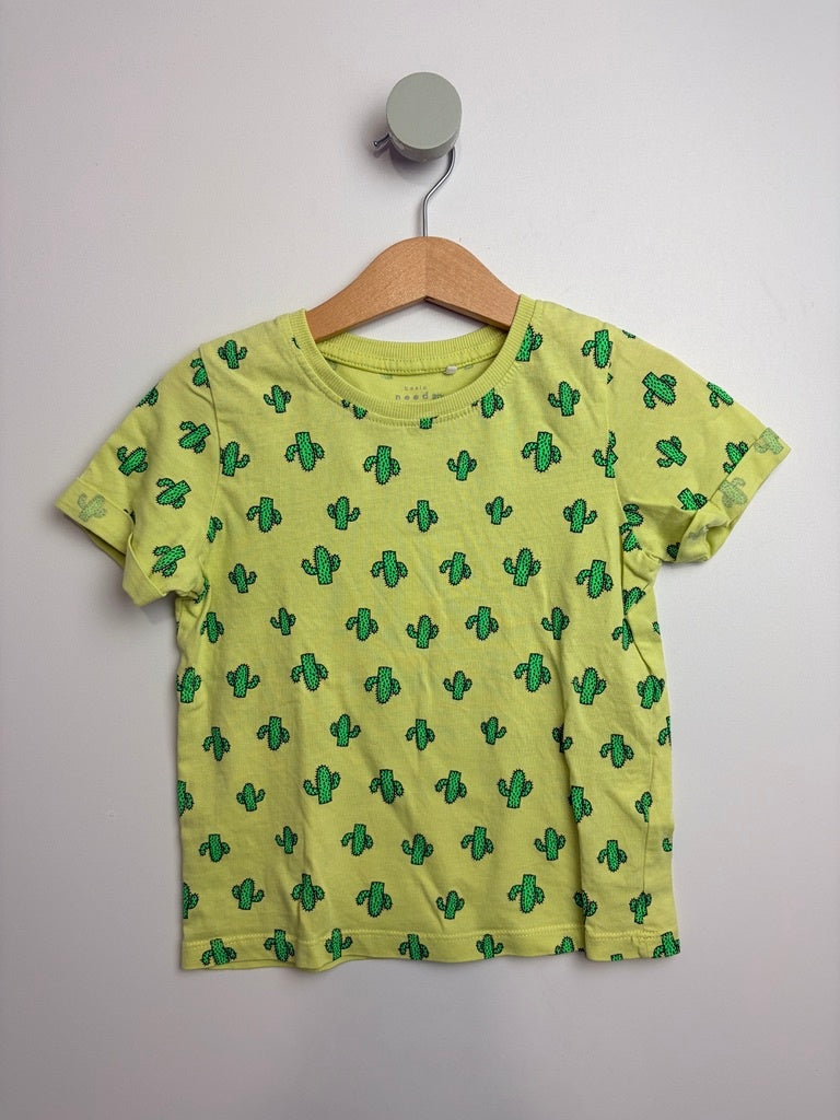 T-SHIRT • 98 • NAME IT