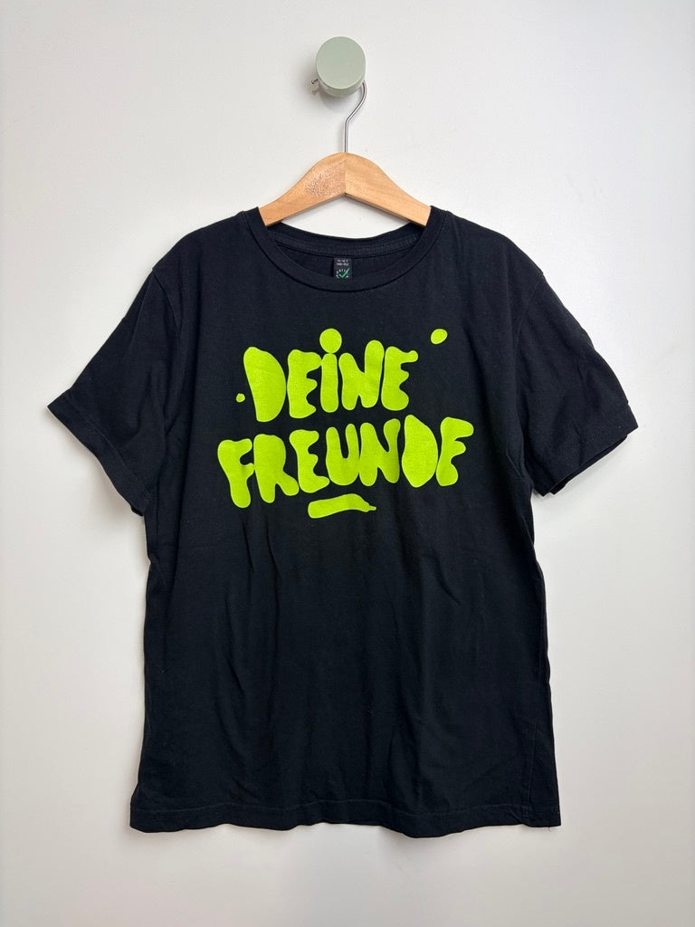 T-SHIRT • 146 • DEINE FREUNDE