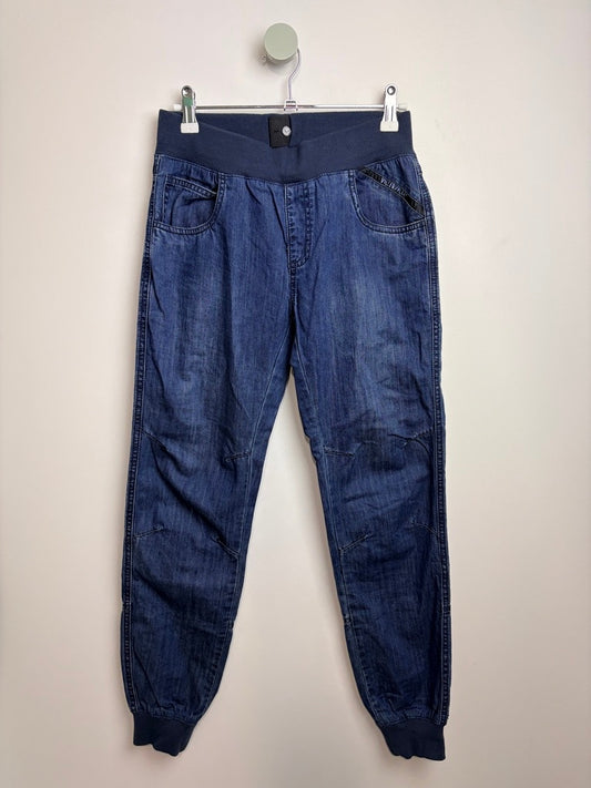 SCHLUPF JEANS • 152 • VILLERVALLA