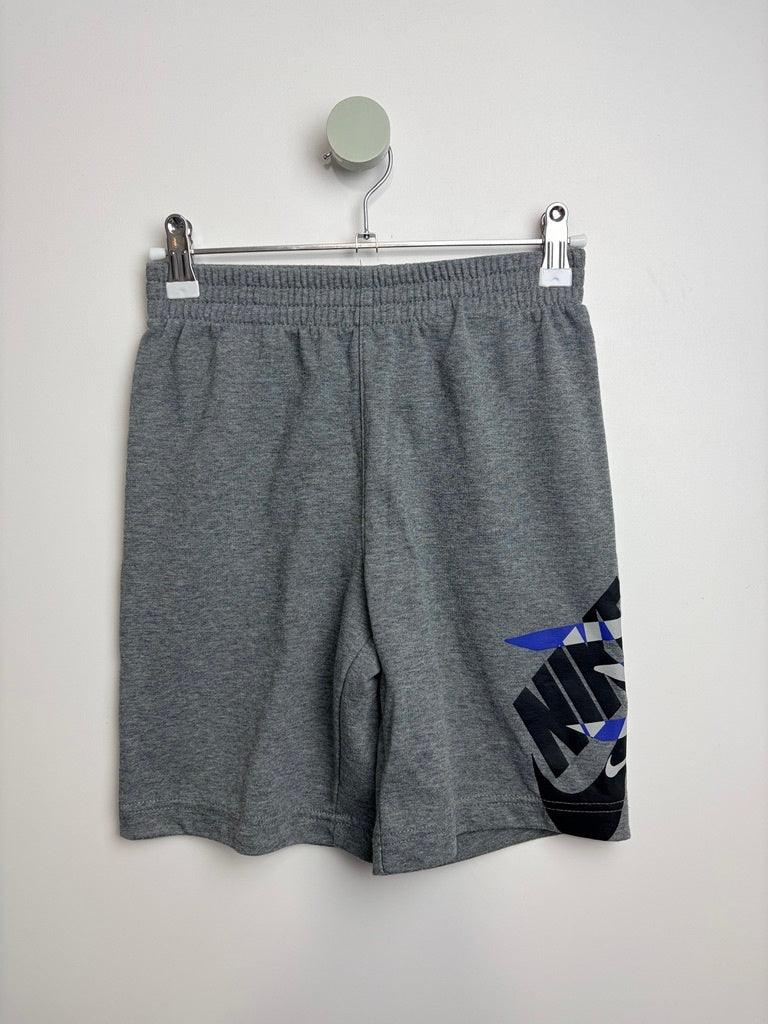 SHORTS • 128 • NIKE