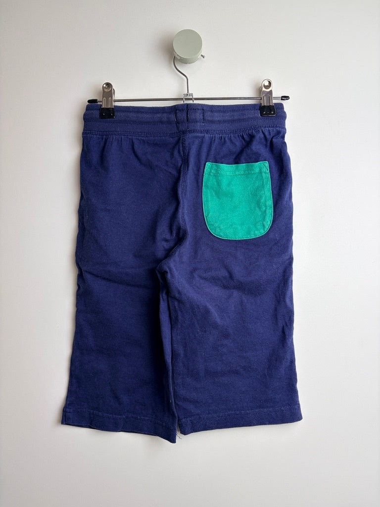 SHORTS • 122 • MINI BODEN
