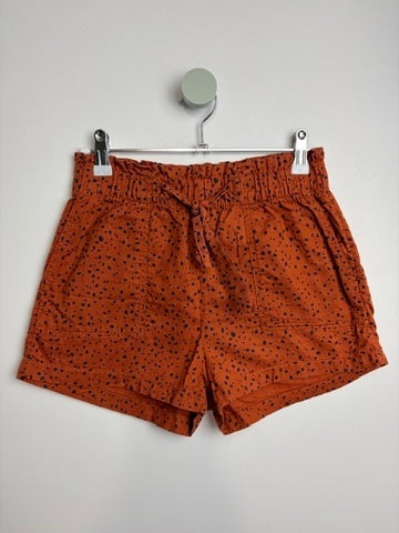 SHORTS PUNKTE • 134 • H&M