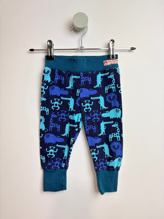 HOSE TIERE • 68 • HANDMADE