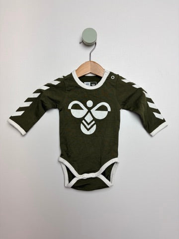 BODY • 56 • HUMMEL