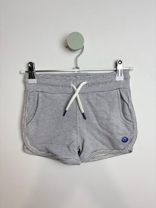 SWEATSHORTS • 110 • LITTLE LABEL