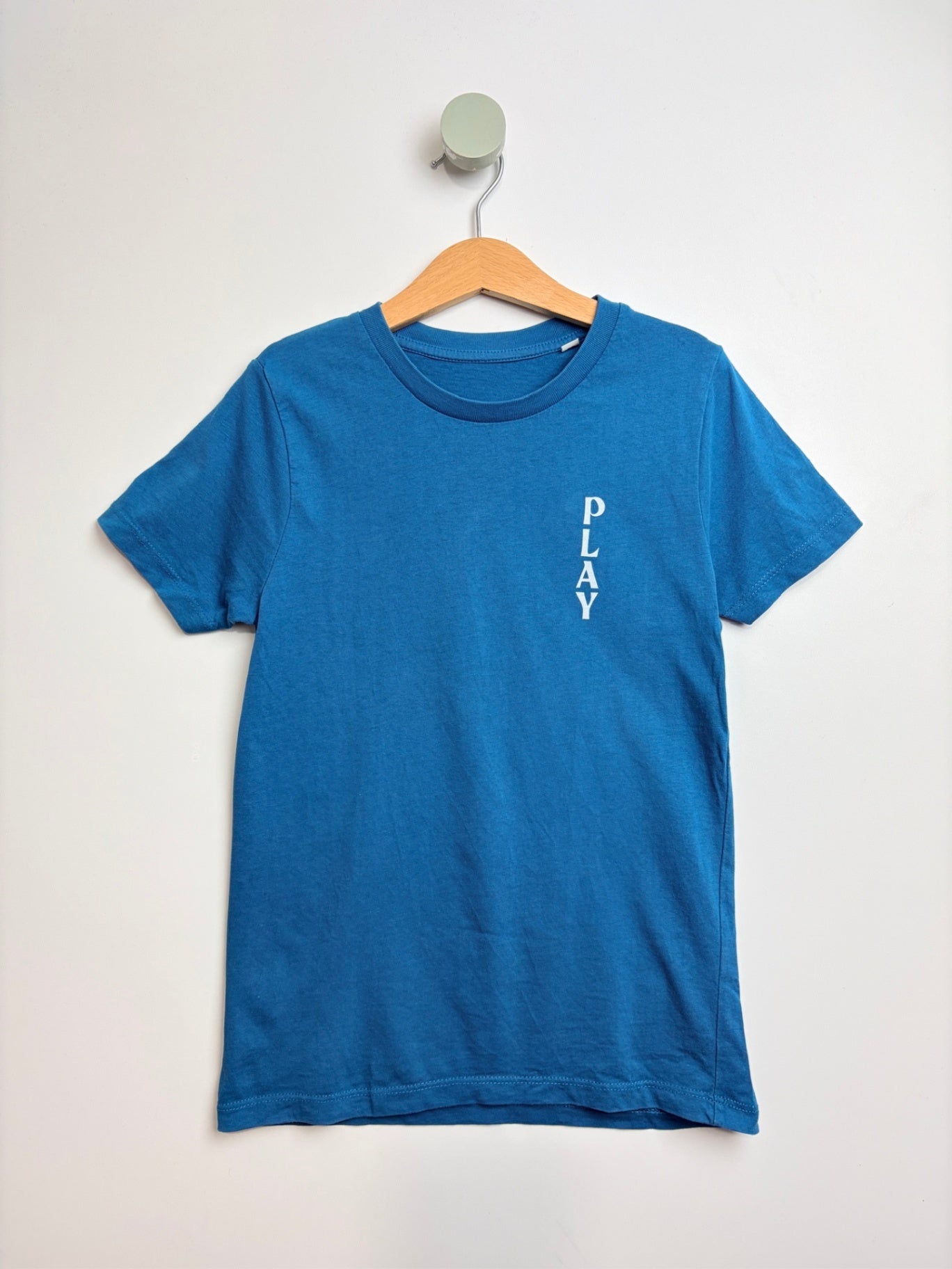 T-SHIRT • 122 • PLAYGROUND
