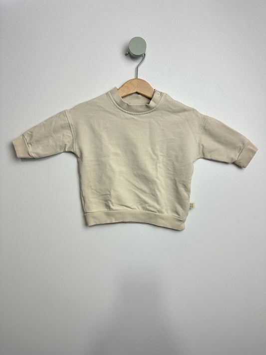 SWEATSHIRT • 68 • NUAA